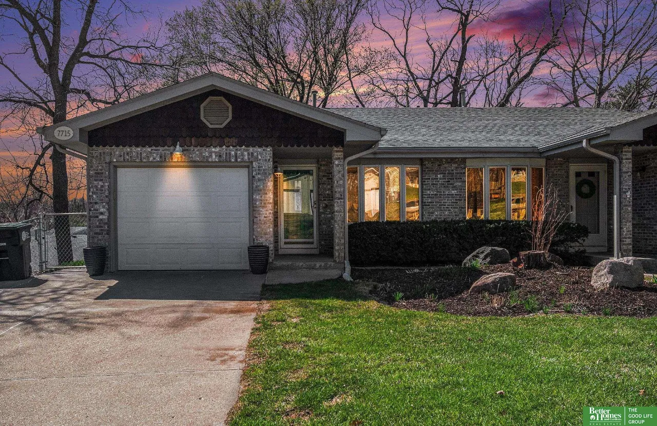 7715 Miami Street, Omaha, NE 68134-0000