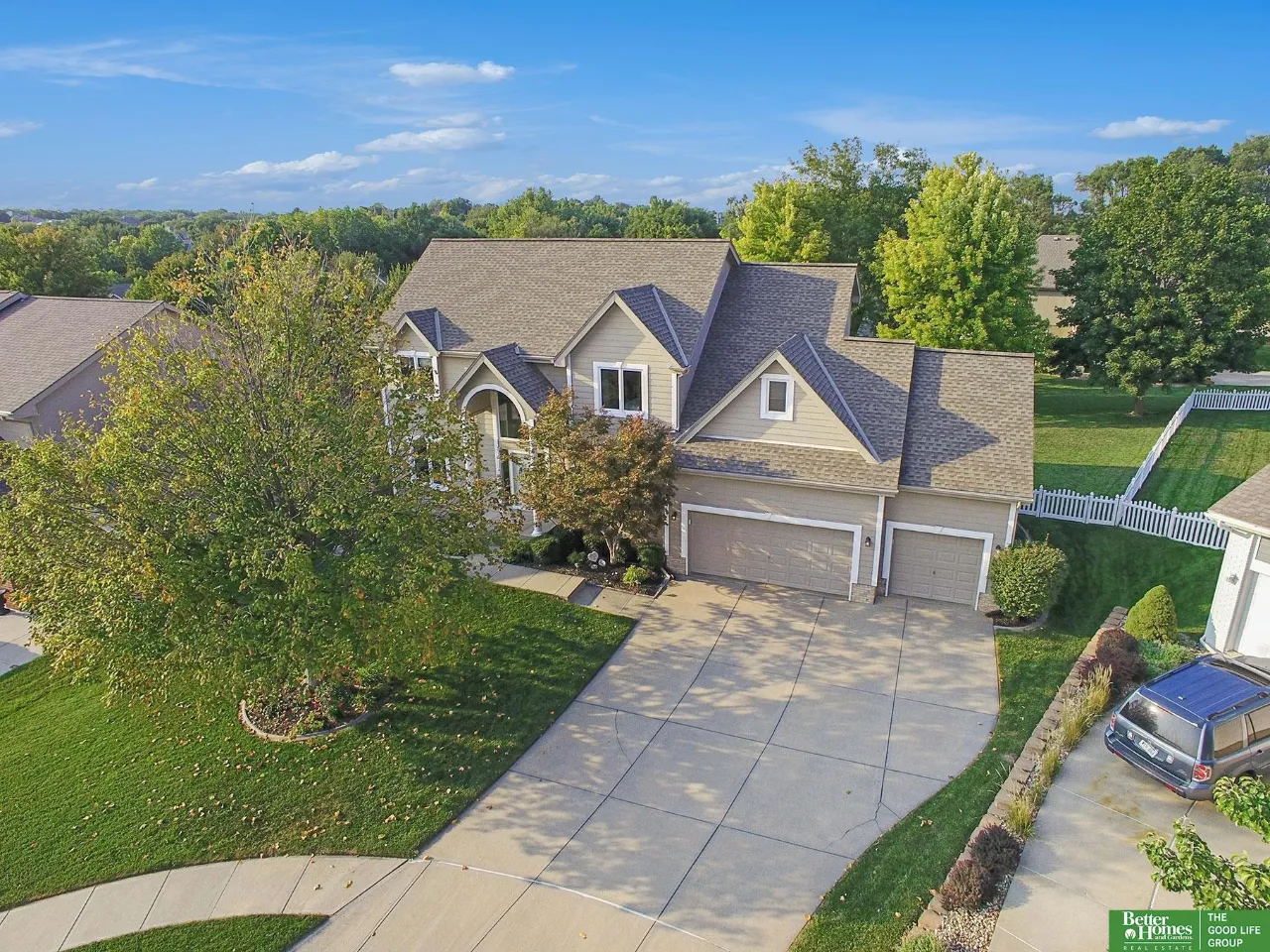 17724 Dorcas Circle, Omaha, NE 68130