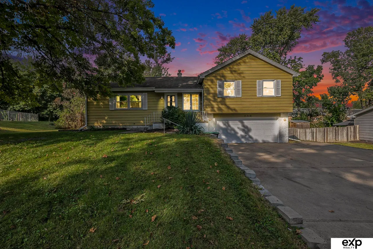 3316 101st Street, Omaha, NE 68134