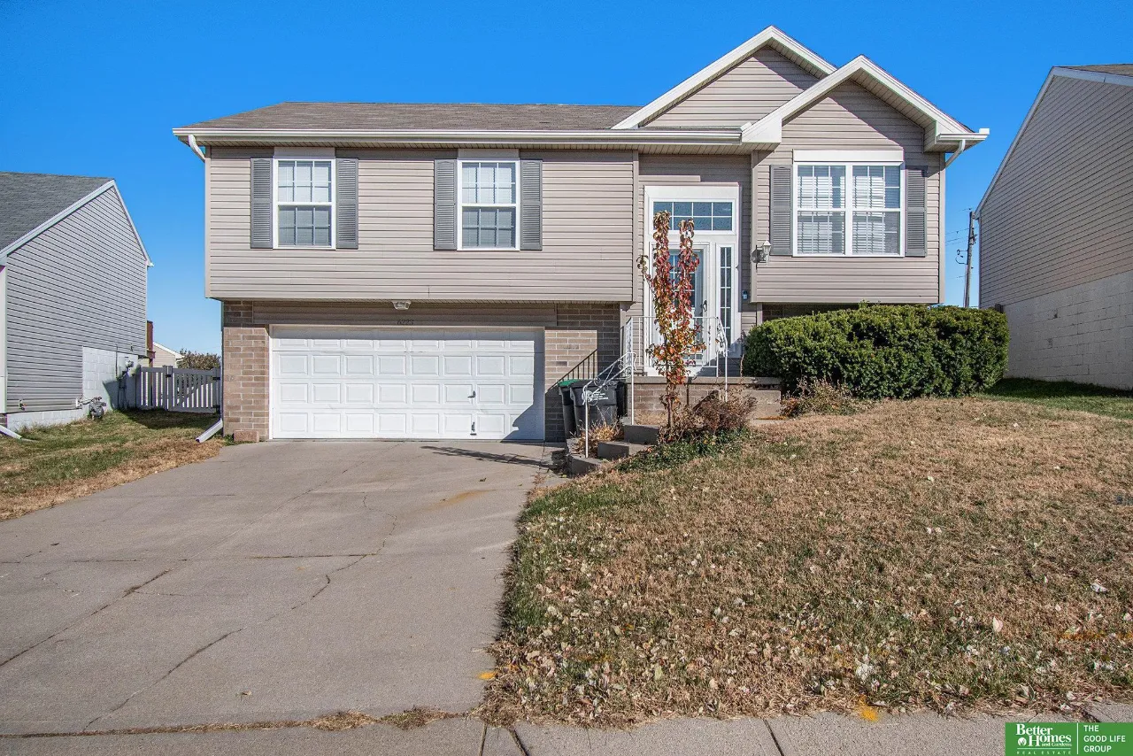 6223 N 78th Avenue, Omaha, NE 68134