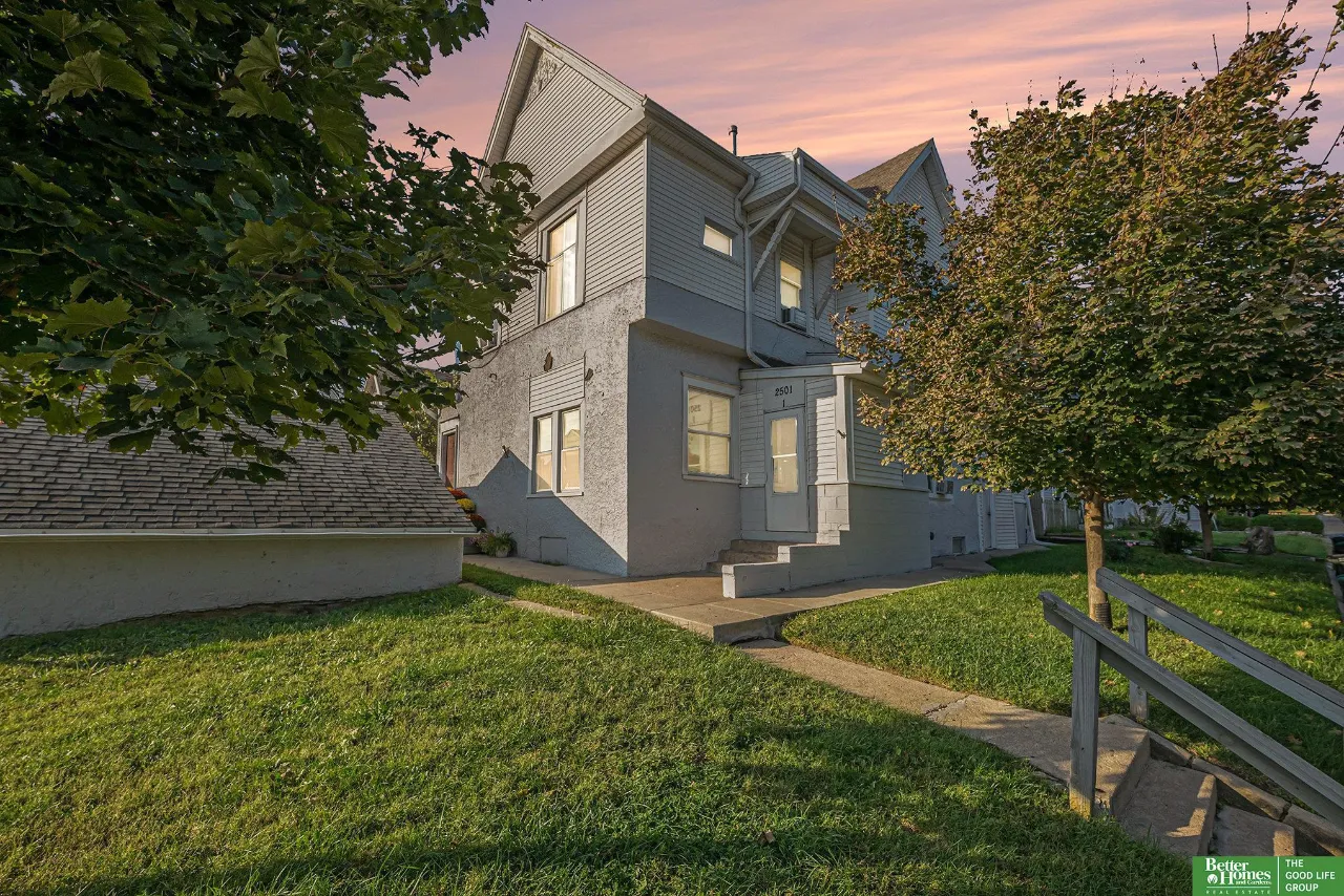 2501 Poppleton Avenue, Omaha, NE 68105